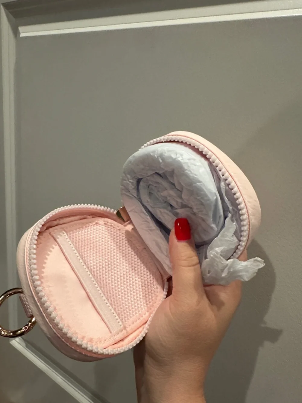 NWT! Lululemon Clippable Commuter Organizer Pouch in Pink & Rose Gold
